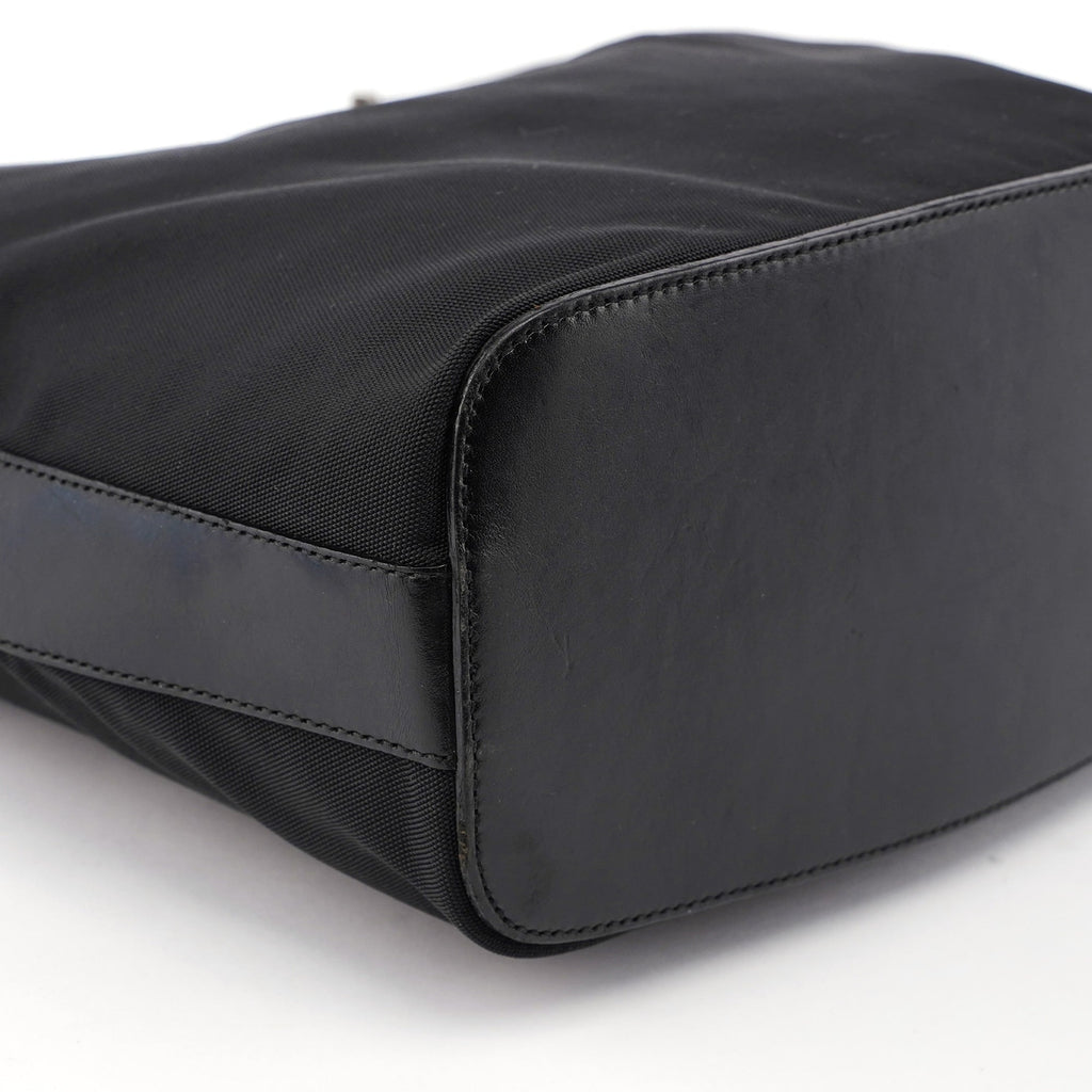 Black Canvas Chain Shoulder Bag