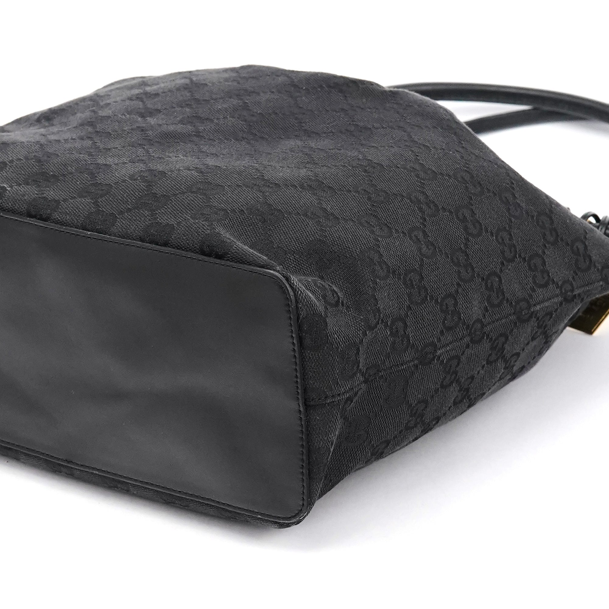 Black GG Canvas Drawstring Shoulder Bag