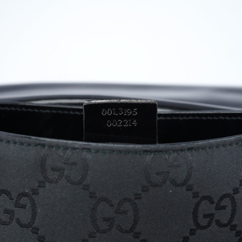 Black GG Canvas Flap Shoulder Bag