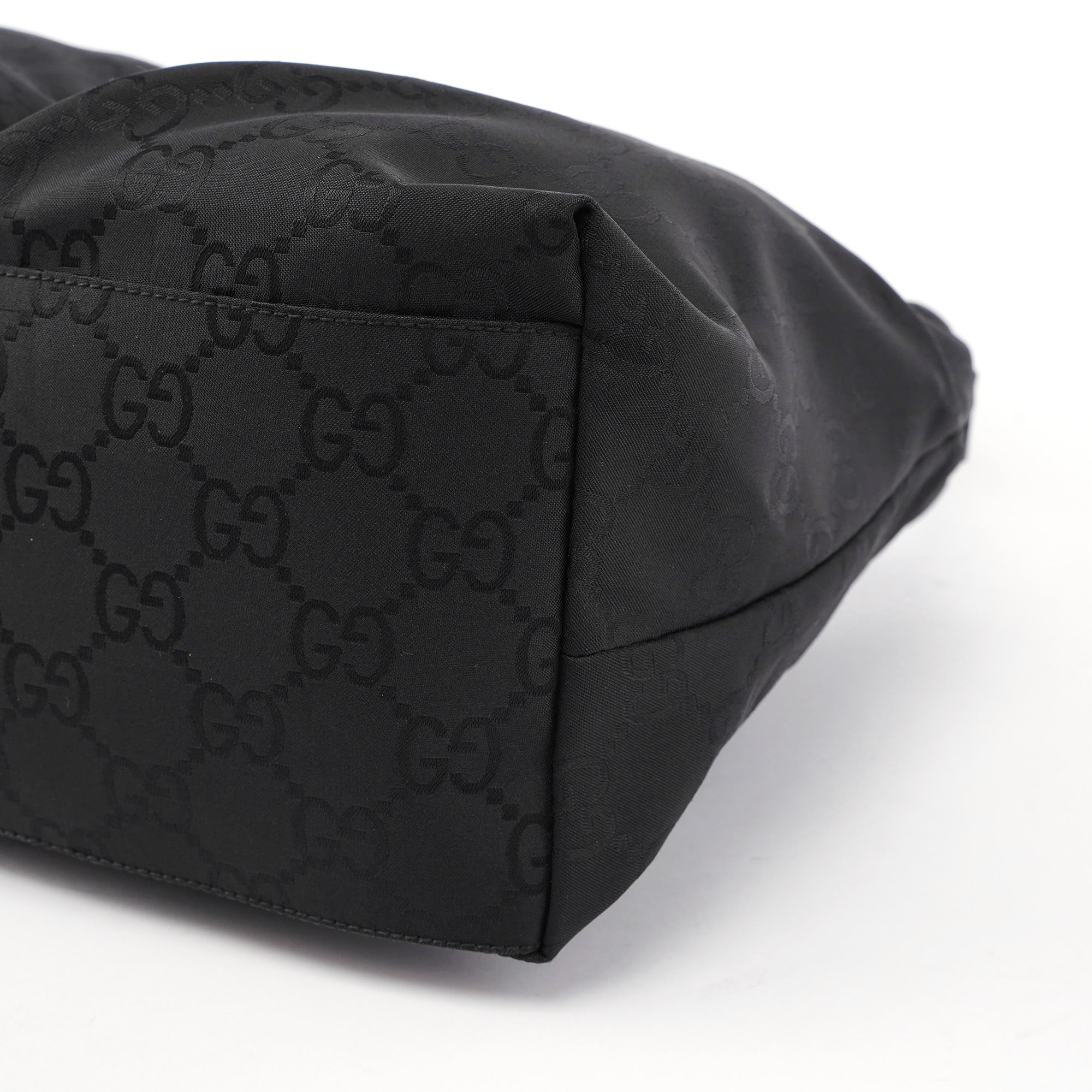 Black GG Dual Pocket Shoulder Bag