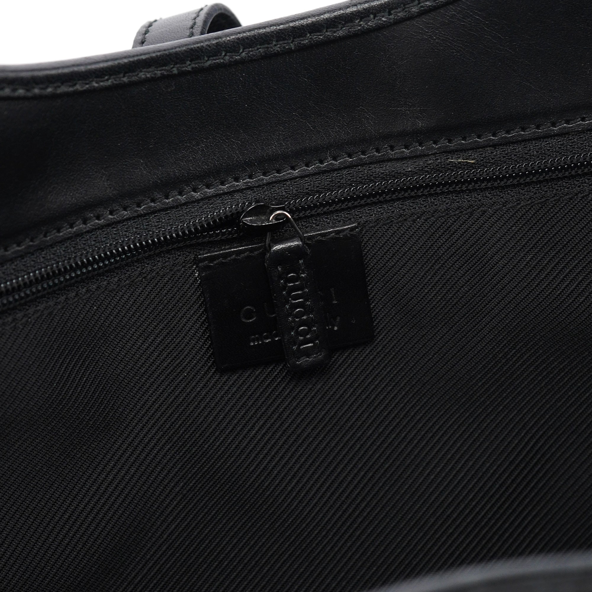 Black GG Jackie Shoulder Bag