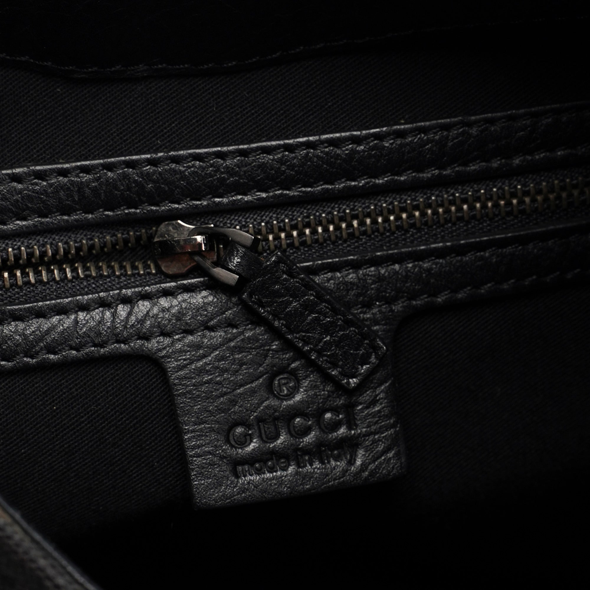 Black GG Wood Handle Shoulder Bag