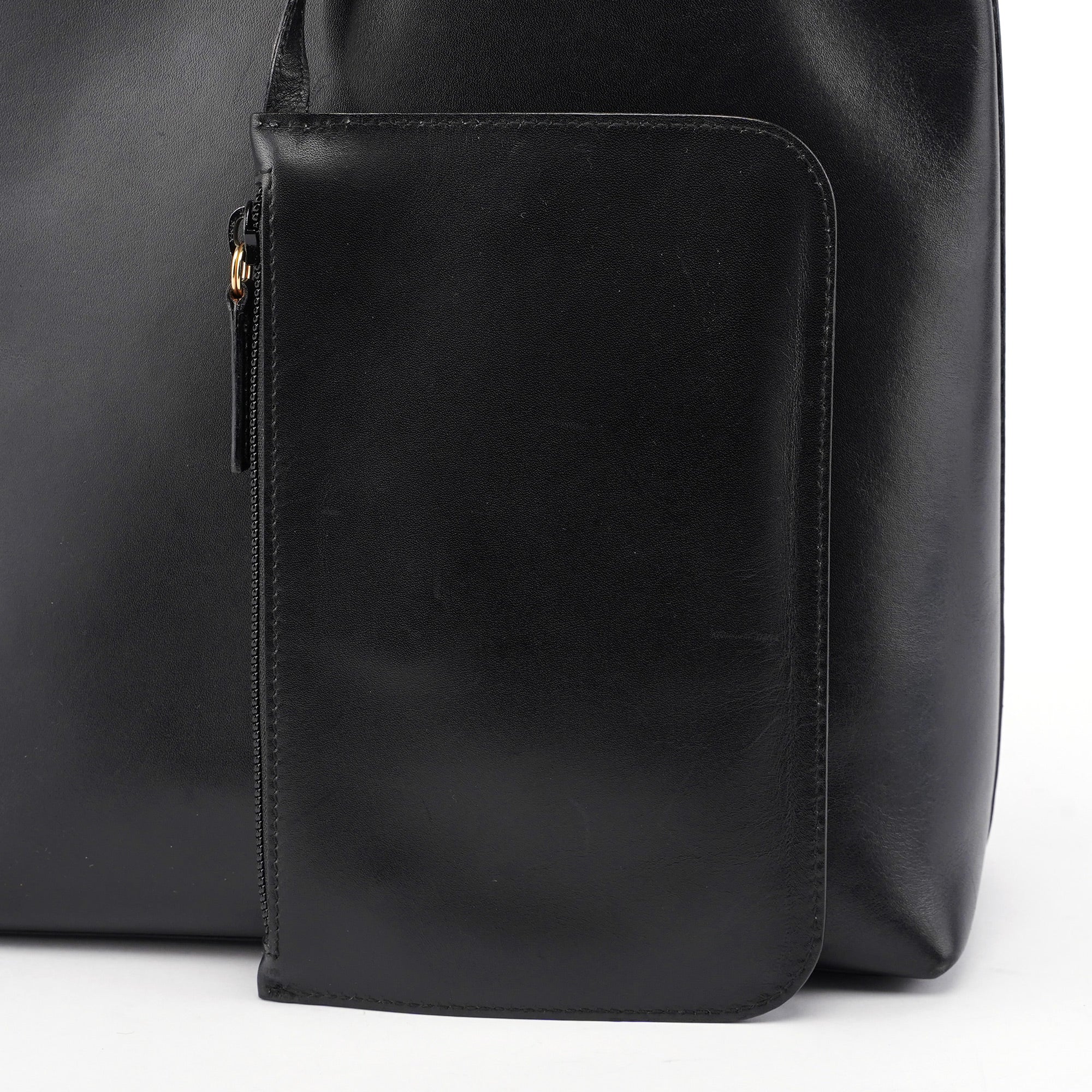 Black Leather Bamboo Shoulder Bag W/ Pouch