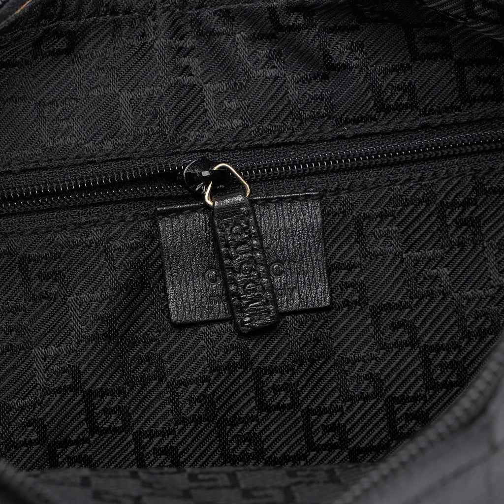 Black Leather Shoulder Bag Plaque