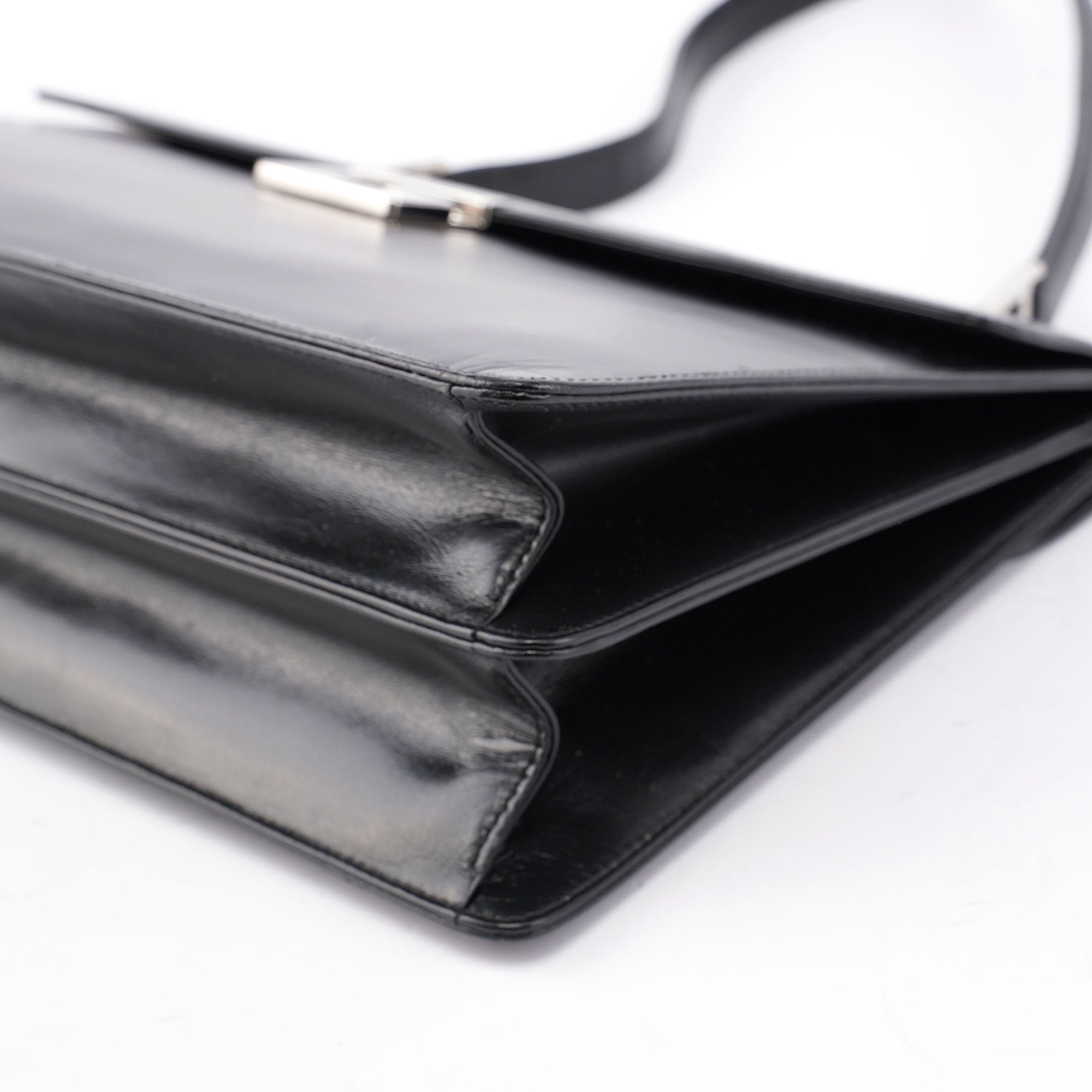 Black Leather Square G Shoulder Bag