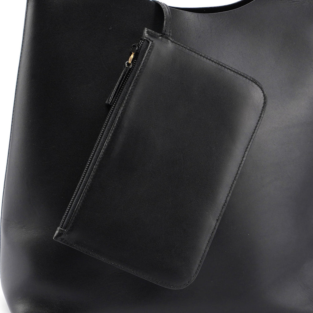 Gucci Black Leather Bamboo Hobo W/ Pouch