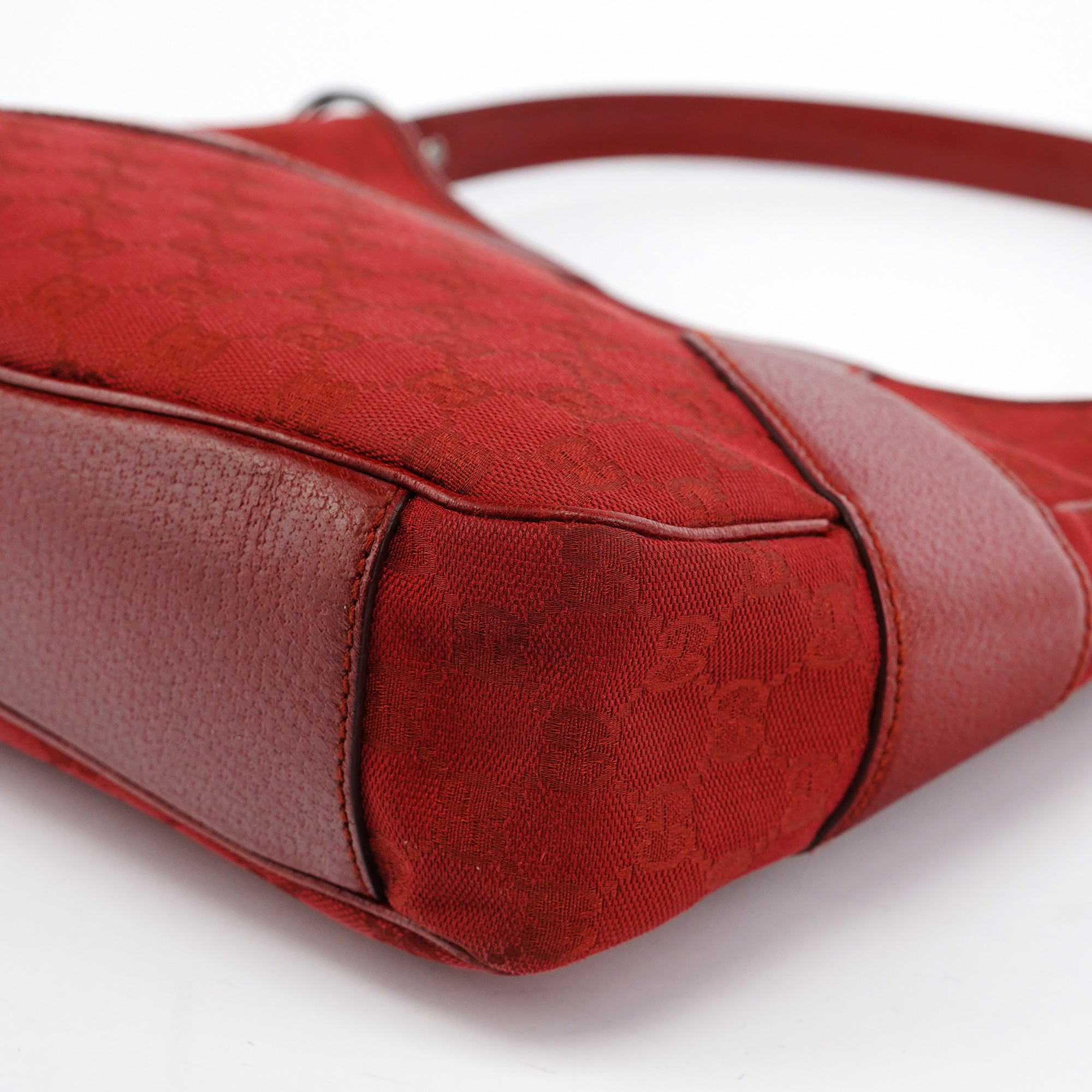 Red GG Leather Shoulder Bag