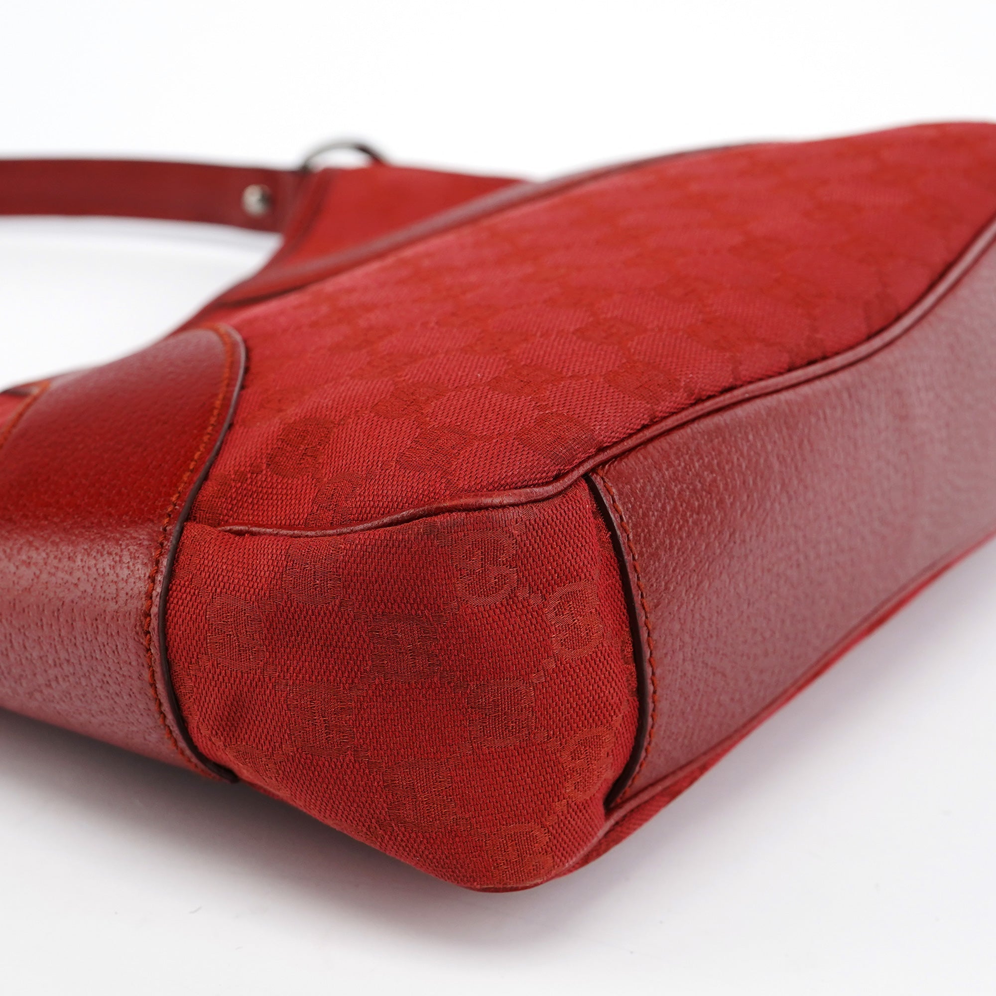 Red GG Leather Shoulder Bag