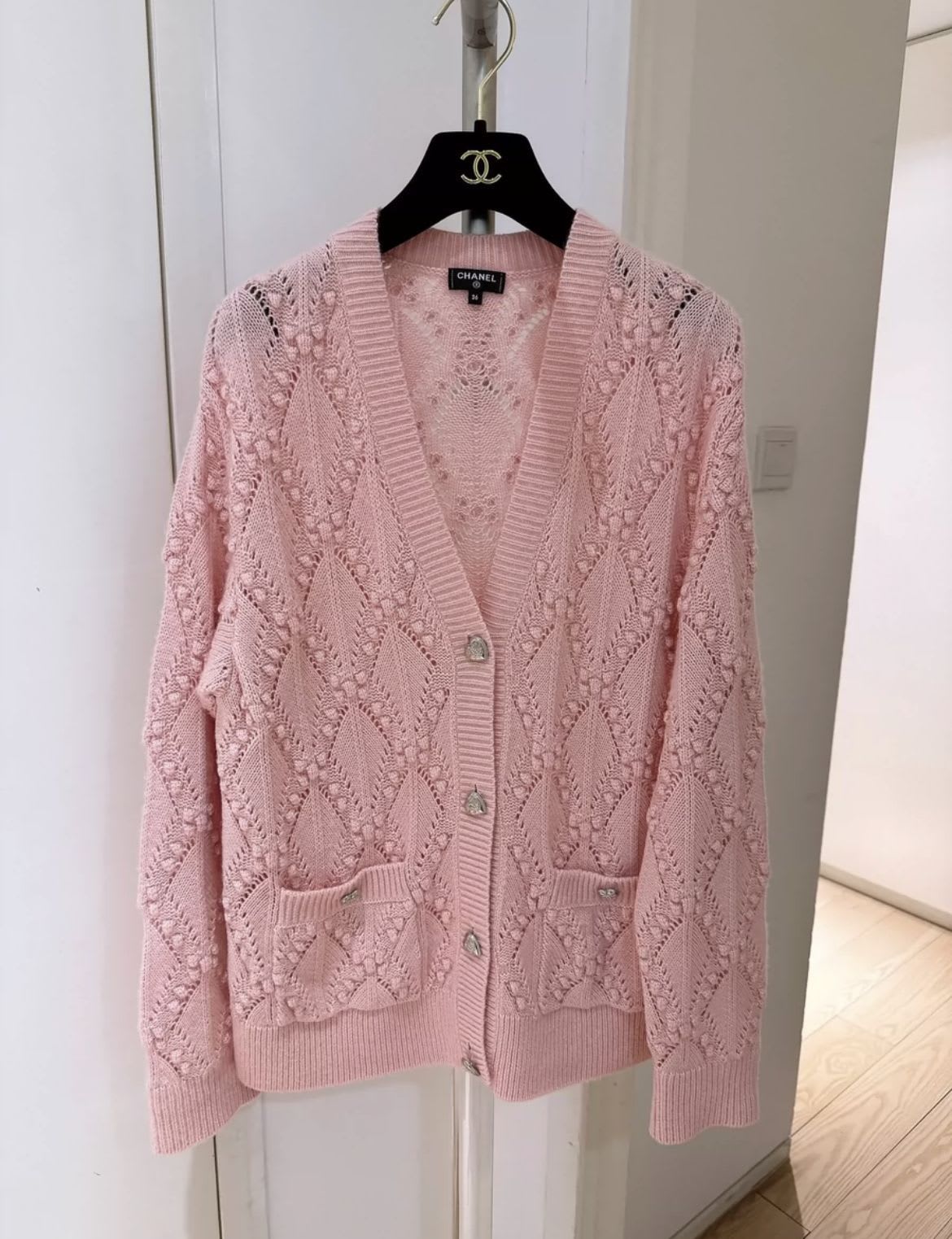 Chanel 21 cashmere knitted cardigan