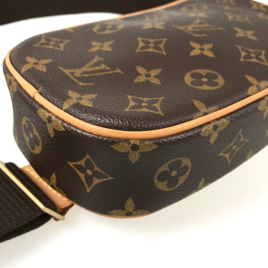 LOUIS VUITTON Monogram Pochette Gange M51870 Sling bag