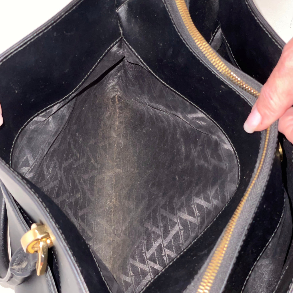 ZAC ZAC POSEN Black Leather Eartha Shoulder Bag