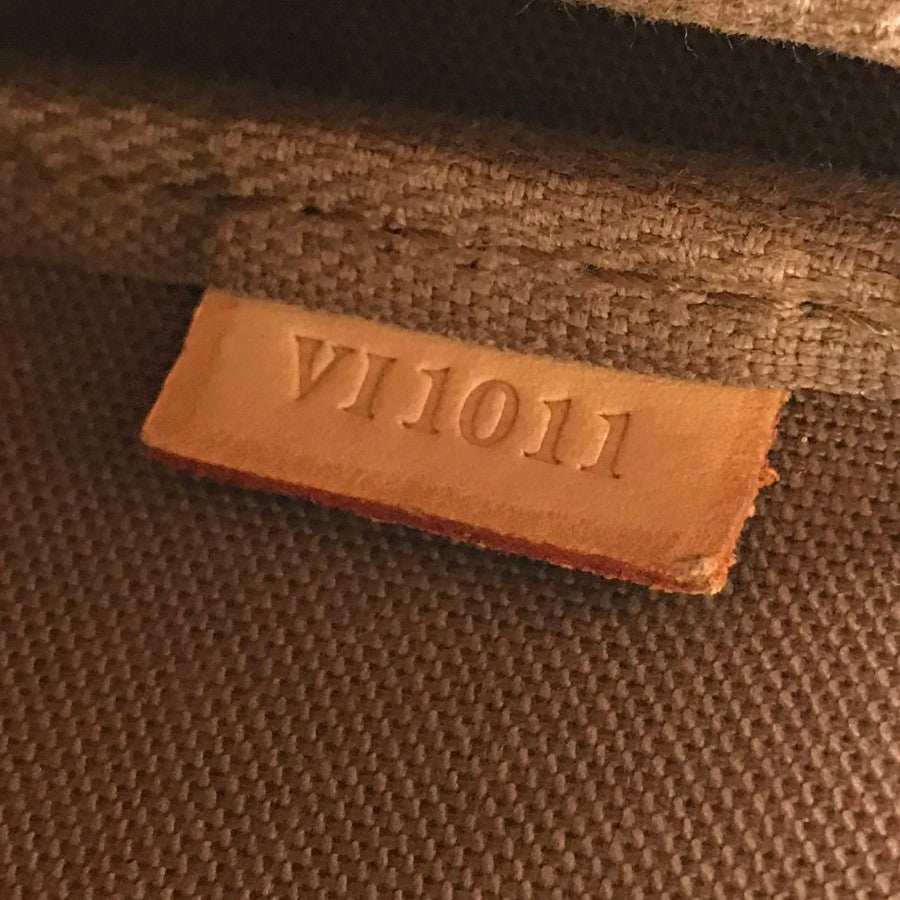 LOUIS VUITTON Monogram Pochette Accessoires M51980 Pouch
