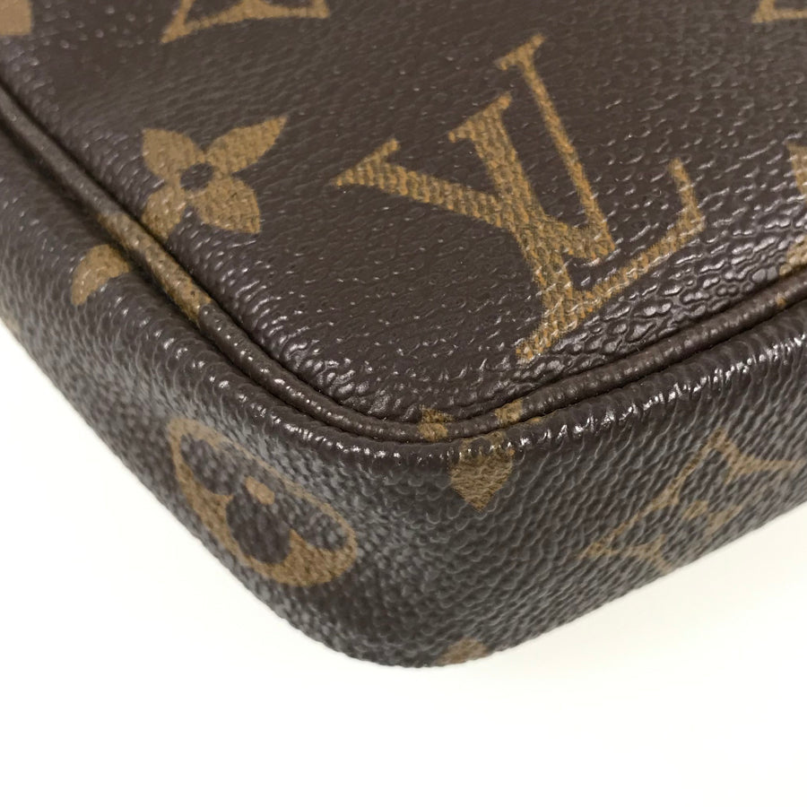 LOUIS VUITTON Monogram Pochette Accessoires M51980 Pouch