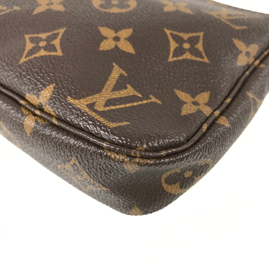 LOUIS VUITTON Monogram Pochette Accessoires M51980 Pouch