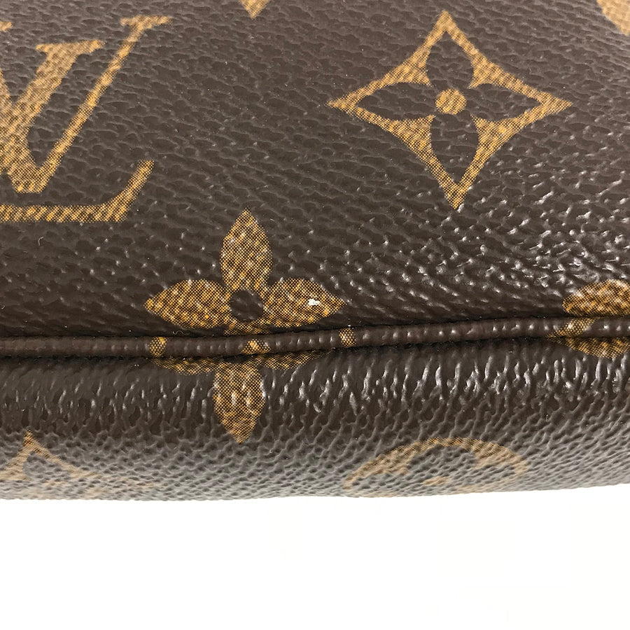 LOUIS VUITTON Monogram Pochette Accessoires M51980 Pouch