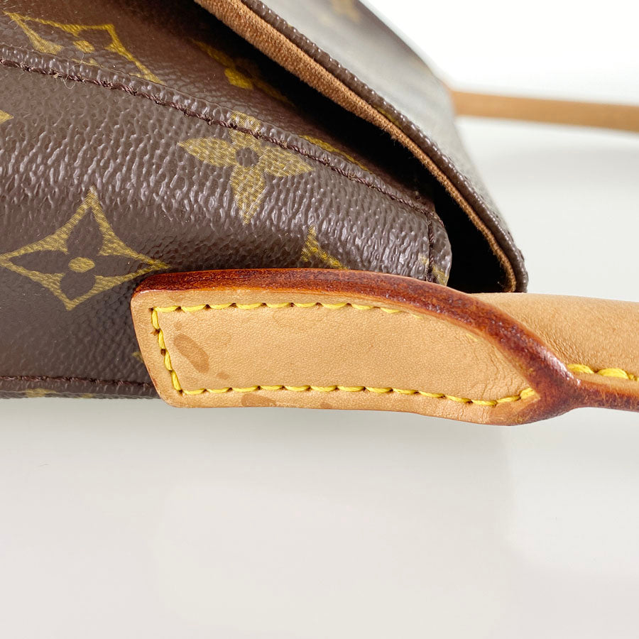 LOUIS VUITTON Monogram Mini Looping M51147 Shoulder bag
