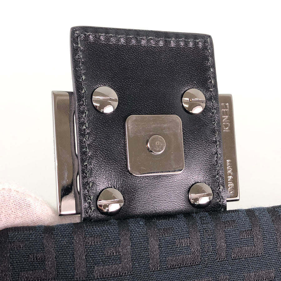 FENDI Zucchino Mamma bucket 8BR001 JQ5 128 2111 Shoulder bag