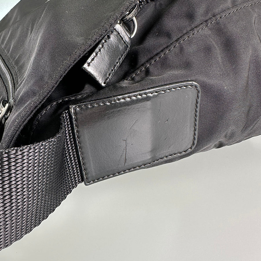 PRADA BT8994 Shoulder bag