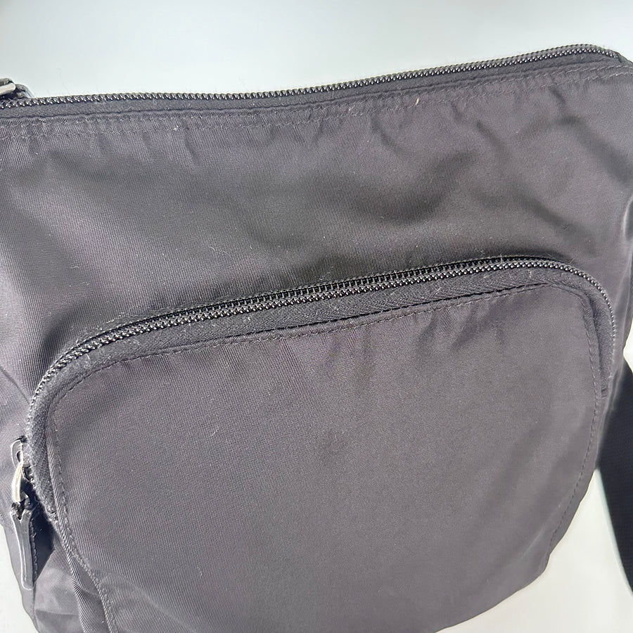 PRADA BT8994 Shoulder bag