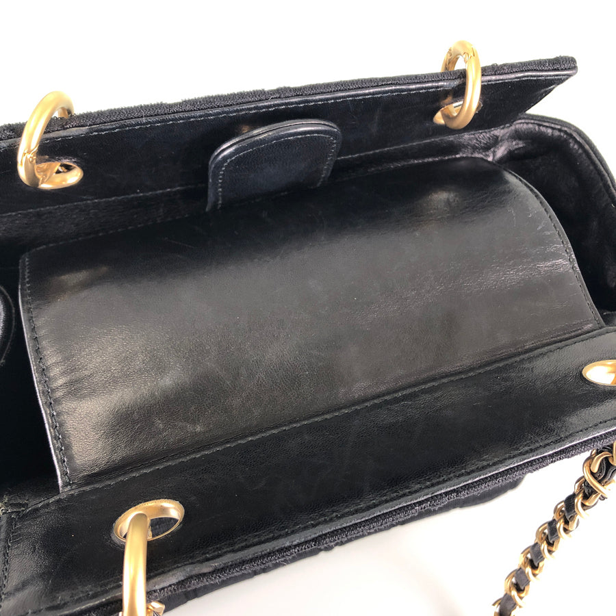 CHANEL Shoulder bag