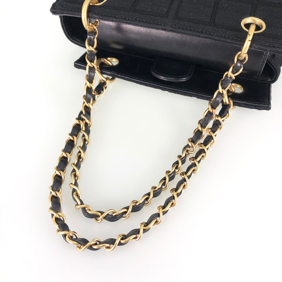 CHANEL Shoulder bag