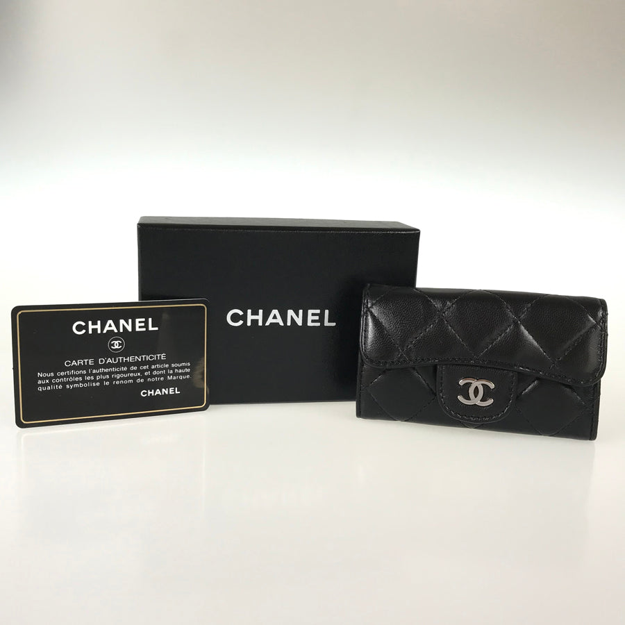 CHANEL Matelasse Key case