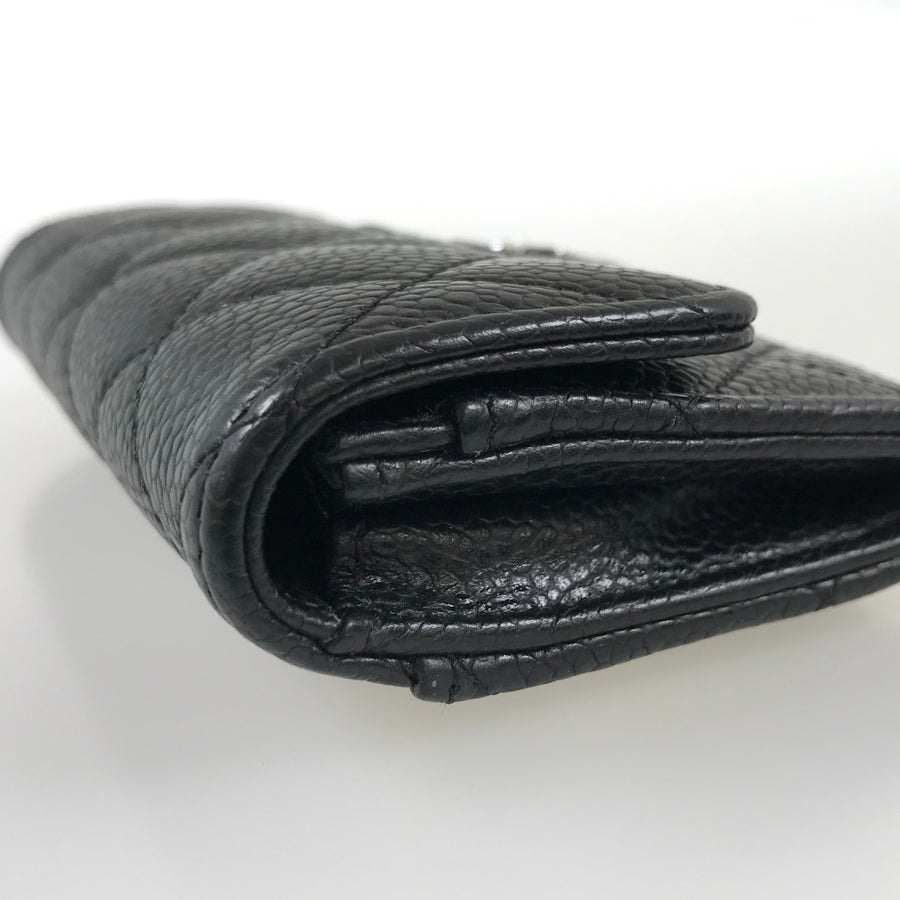 CHANEL Matelasse Card case