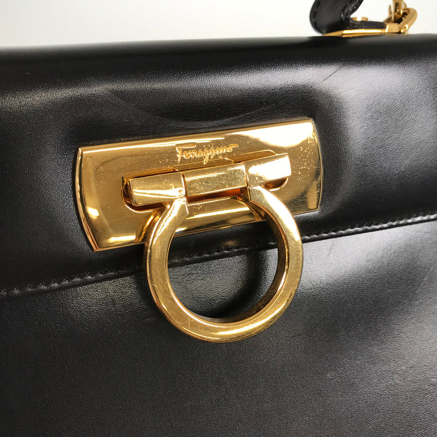 Salvatore Ferragamo Gancini 212193 Hand bag