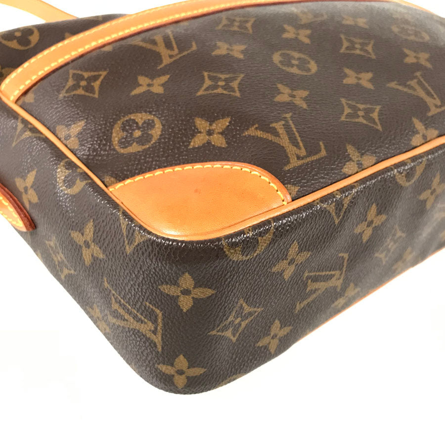 LOUIS VUITTON Monogram Trocadero 30 M51272 Shoulder bag