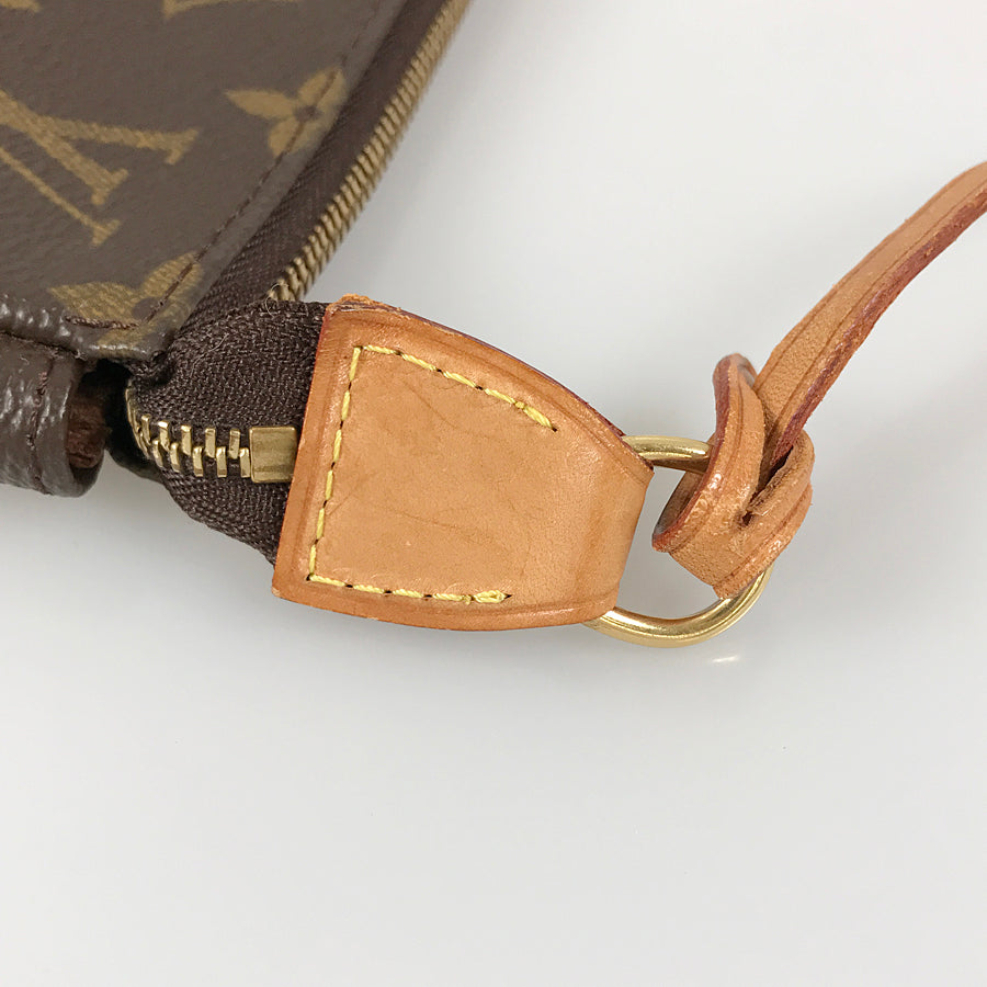 LOUIS VUITTON Monogram Pochette Accessoires M51980 Pouch