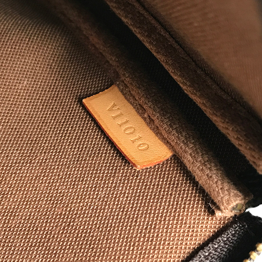 LOUIS VUITTON Monogram Pochette Accessoires M51980 Pouch