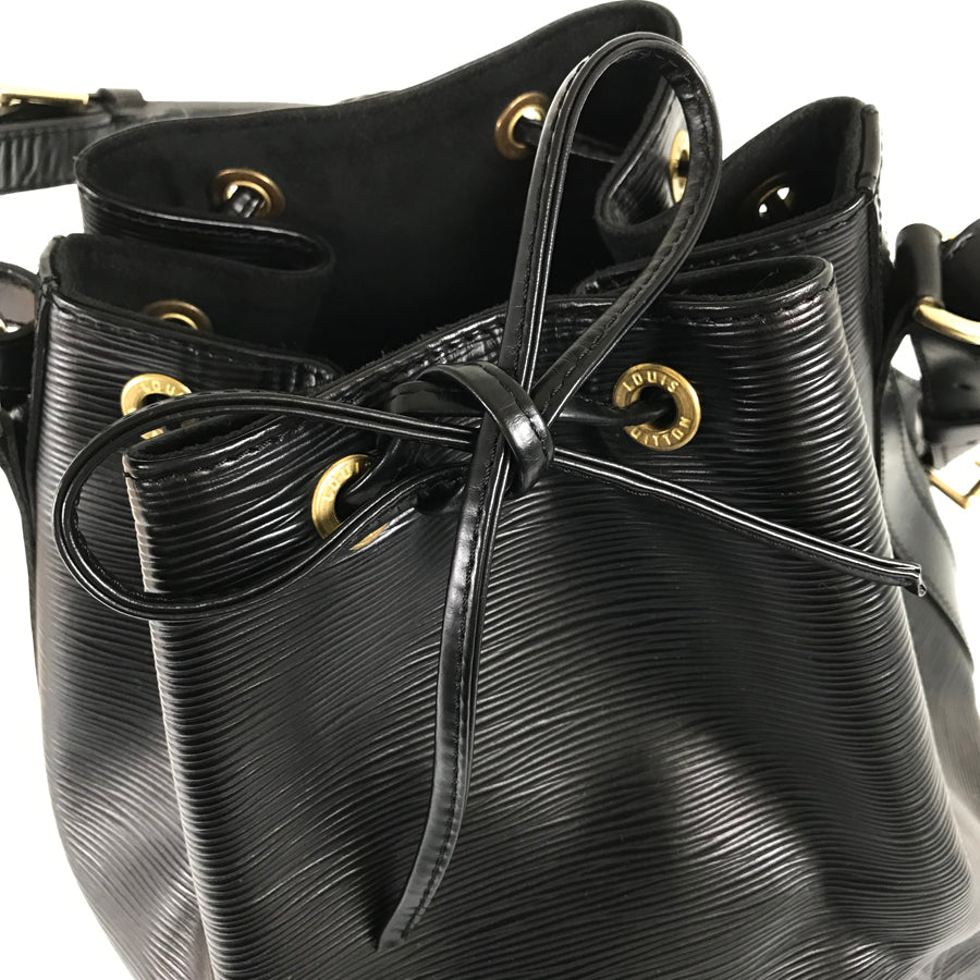 LOUIS VUITTON Epi Petit Noe M59012 Shoulder bag