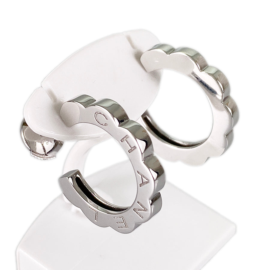 CHANEL Camellia Earring