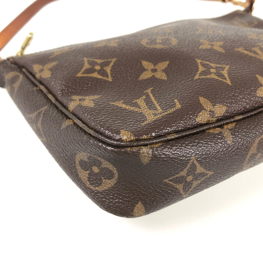 LOUIS VUITTON Monogram Pochette Accessoires M51980 Pouch