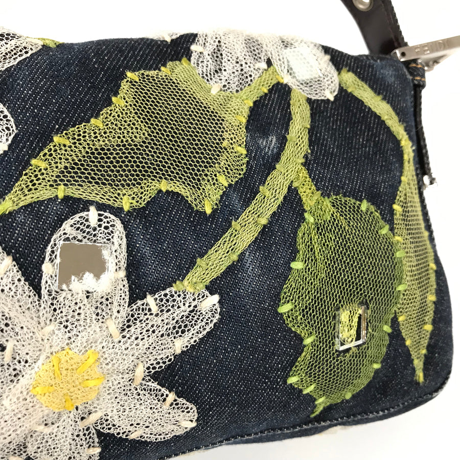 FENDI Mamma baguette 2373 26424 008 Shoulder bag