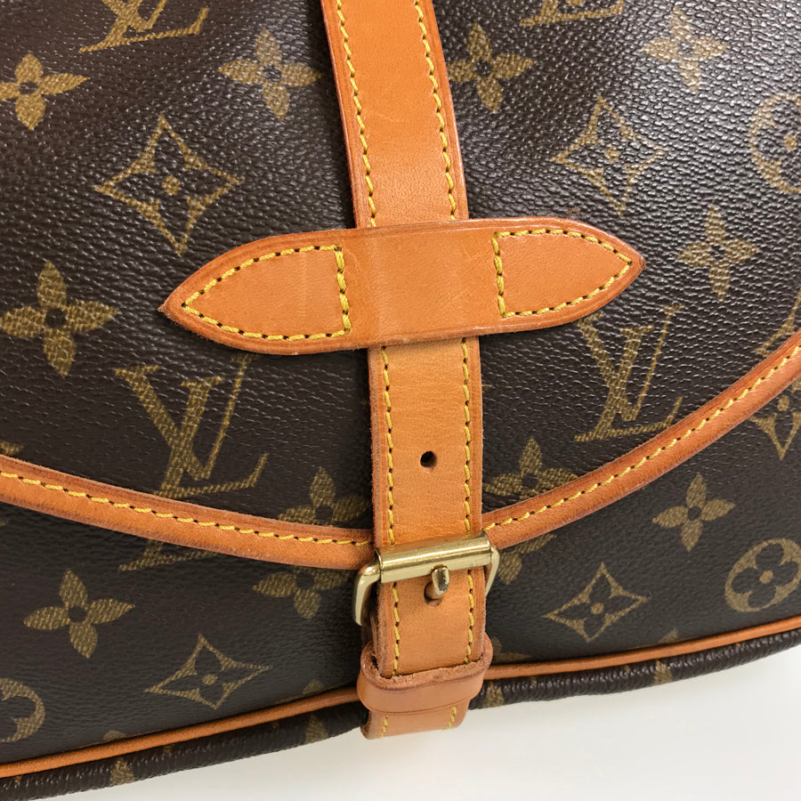 LOUIS VUITTON Monogram Saumur 30 M42256 Shoulder bag