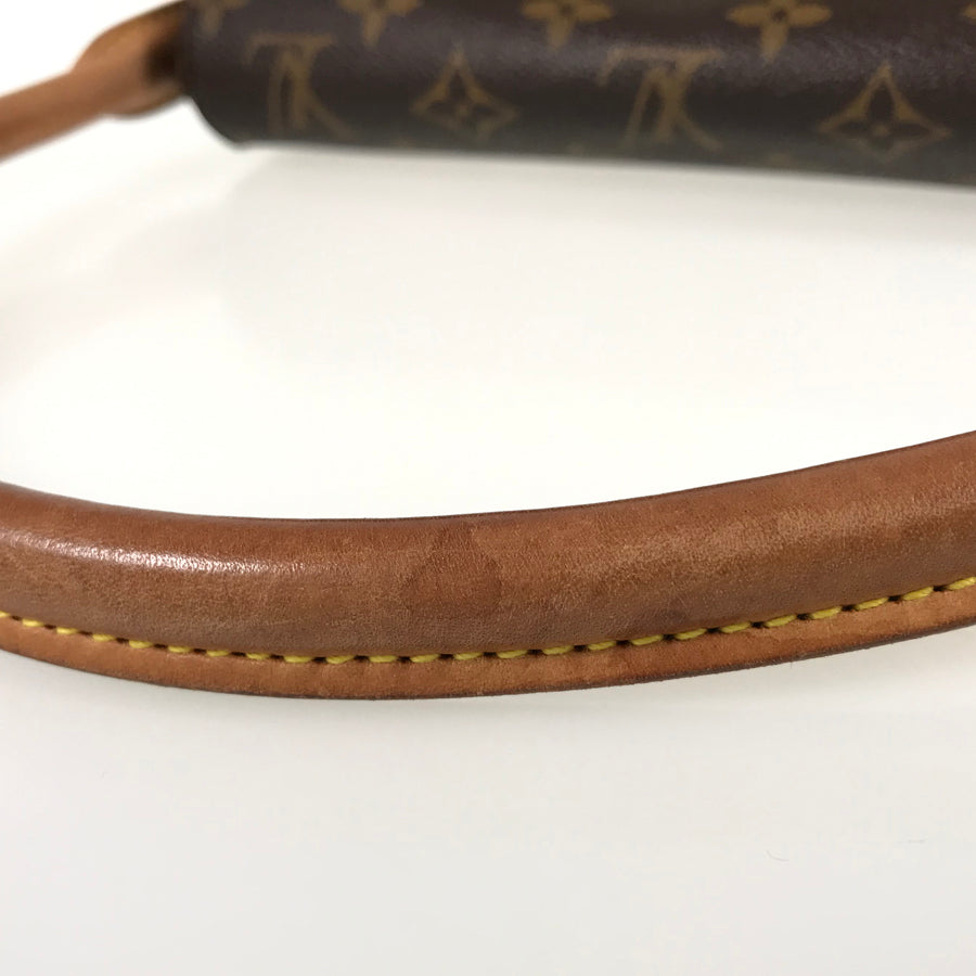 LOUIS VUITTON Monogram Mini Looping M51147 Shoulder bag