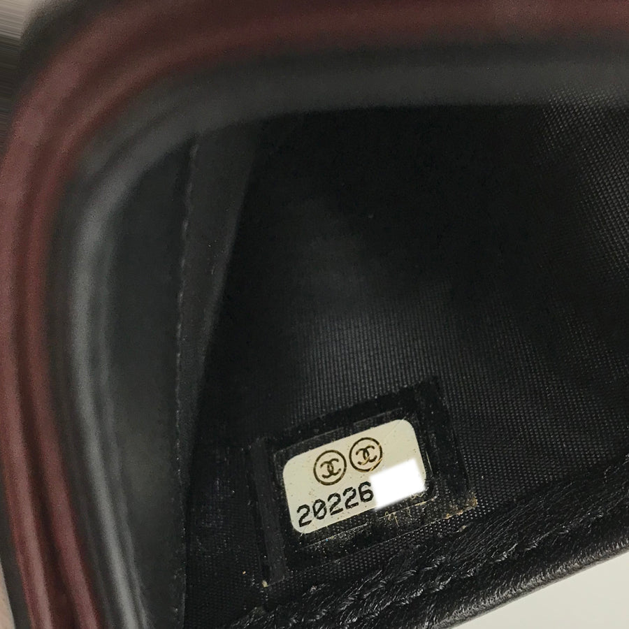 CHANEL Matelasse Card case