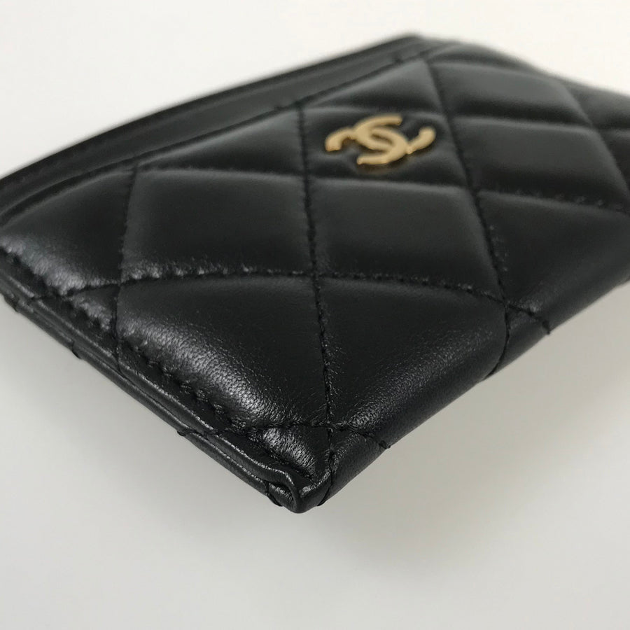 CHANEL Matelasse Card case