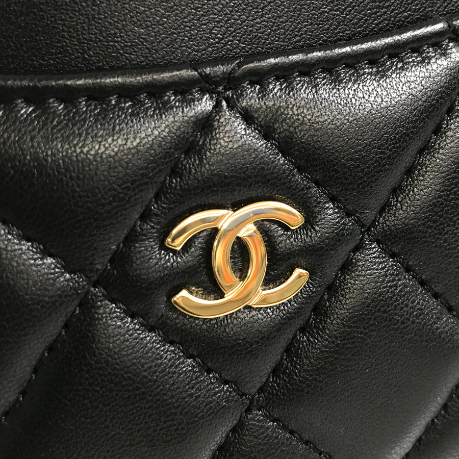 CHANEL Matelasse Card case