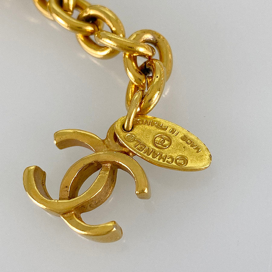 CHANEL Long necklace