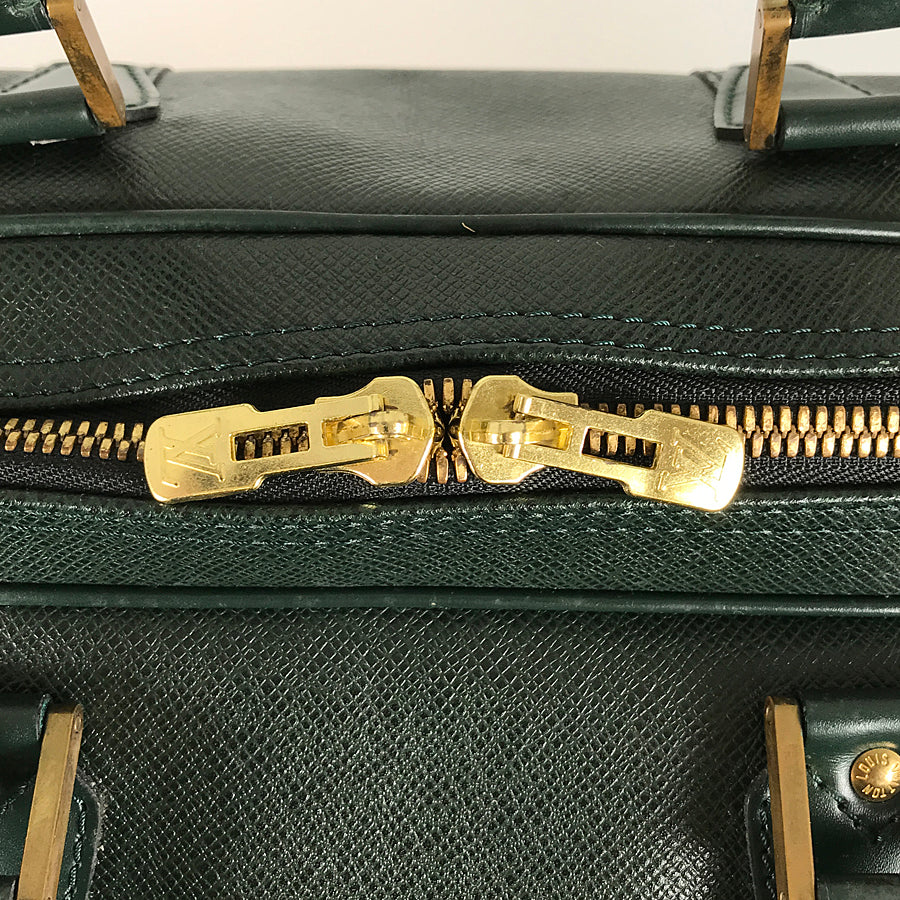 LOUIS VUITTON Taiga Kendall GM M30114 Boston bag