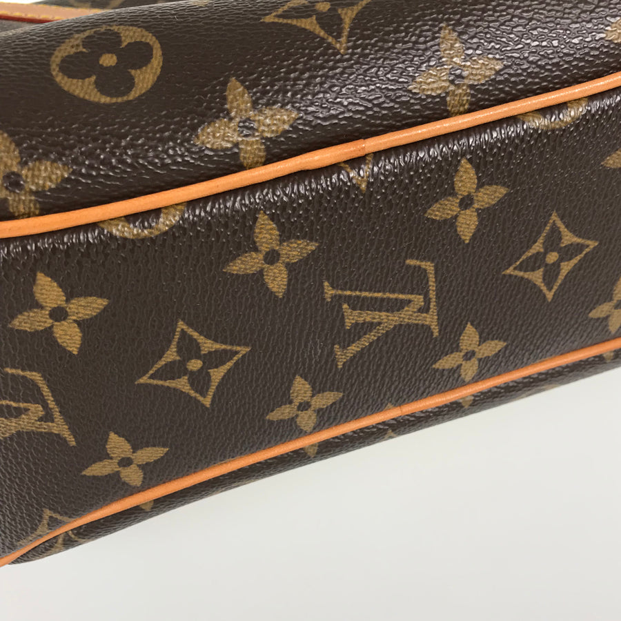 LOUIS VUITTON Monogram Blower M51221 Shoulder bag