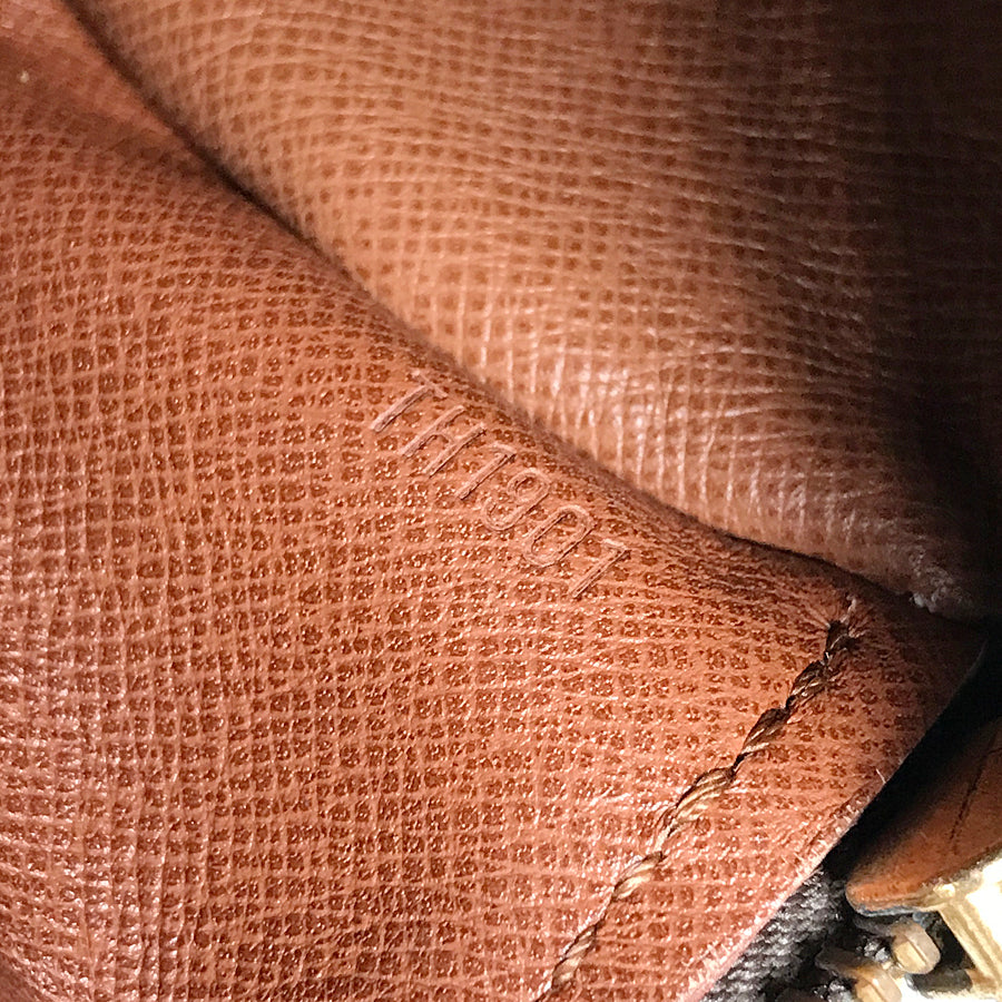 LOUIS VUITTON Monogram Old Papillon 26 M51366 Hand bag