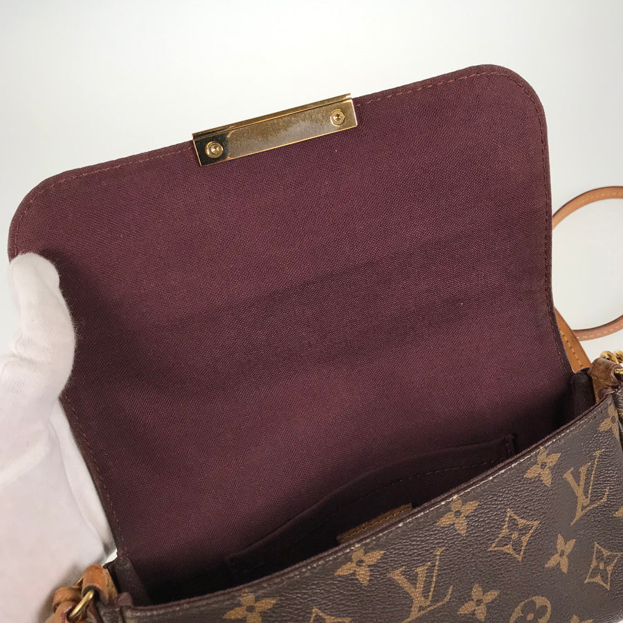 LOUIS VUITTON Monogram Favorite PM M40717 Shoulder bag