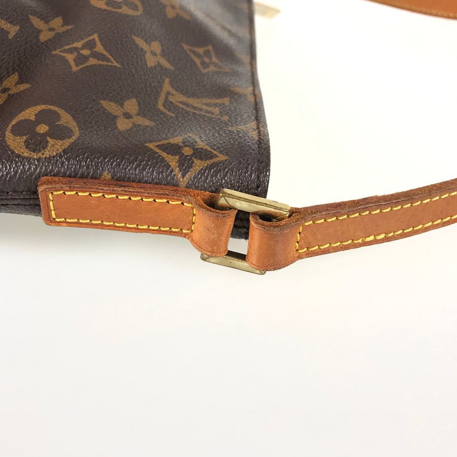 LOUIS VUITTON Monogram Trotter M51240 Shoulder bag