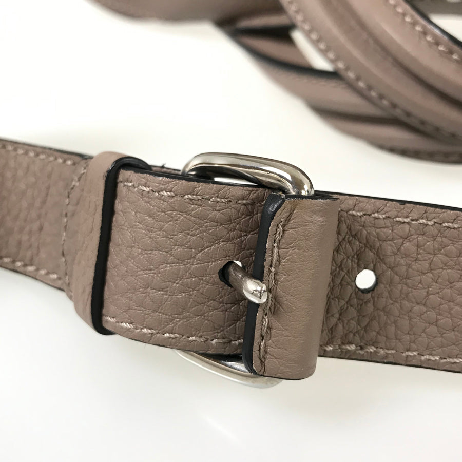 Givenchy Nightingale M BB05097025 286 Hand bag