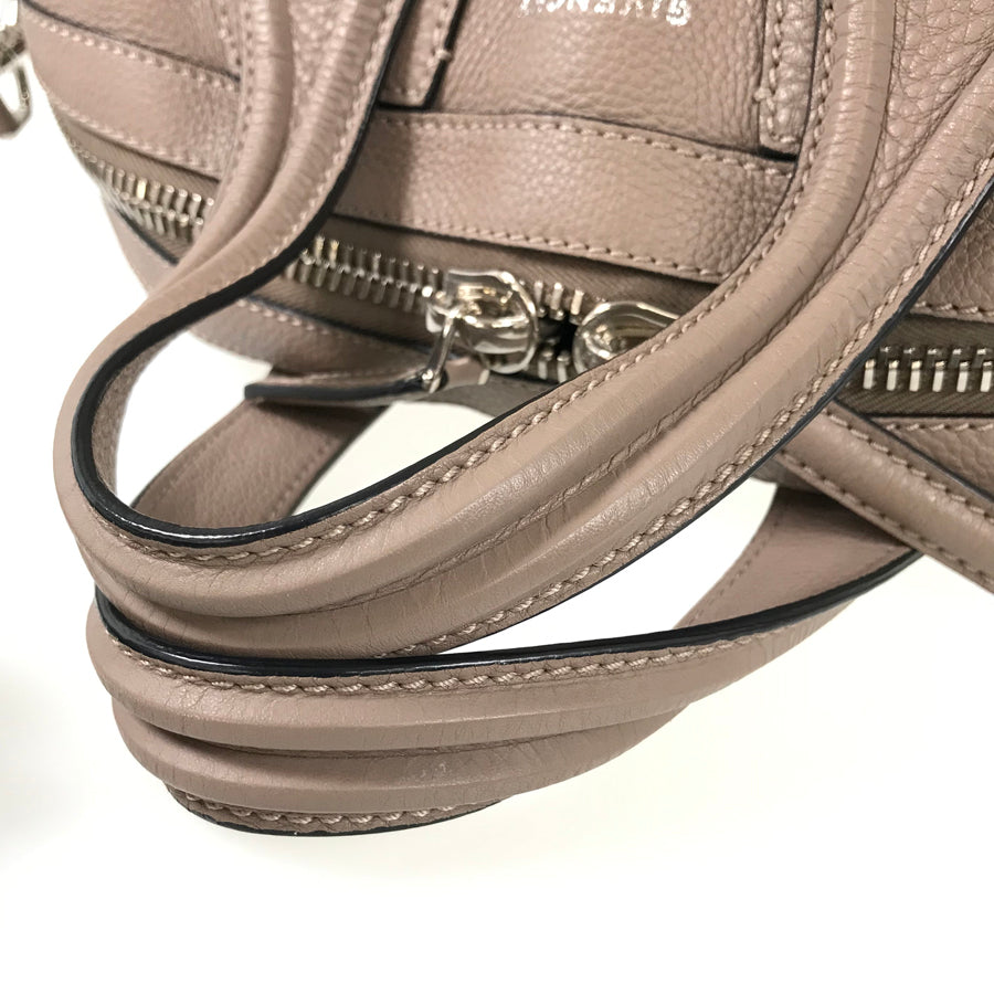 Givenchy Nightingale M BB05097025 286 Hand bag