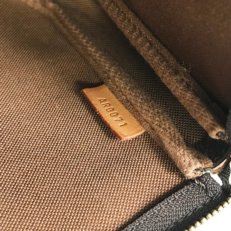 LOUIS VUITTON Monogram Pochette Accessoires M51980 Pouch