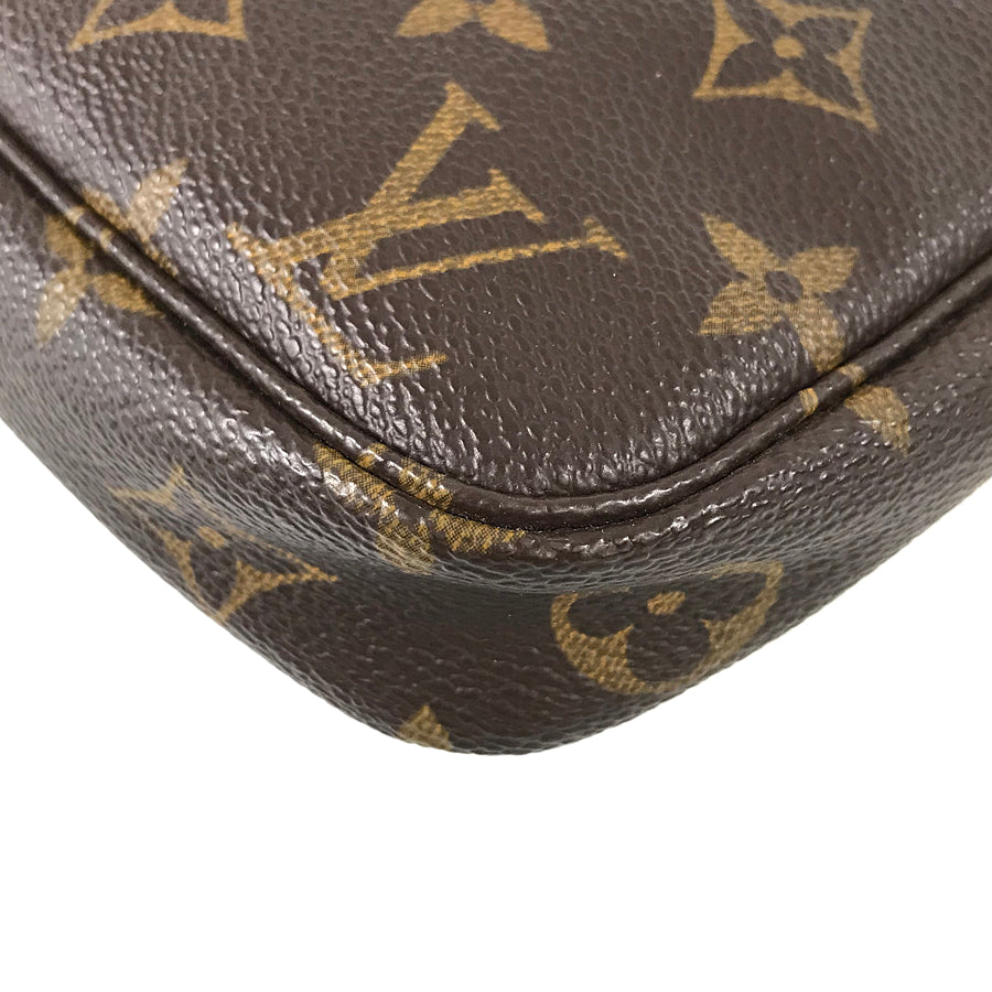 LOUIS VUITTON Monogram Pochette Accessoires M51980 Pouch